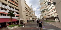 Tampines Heart (D18), Shop House #578528491